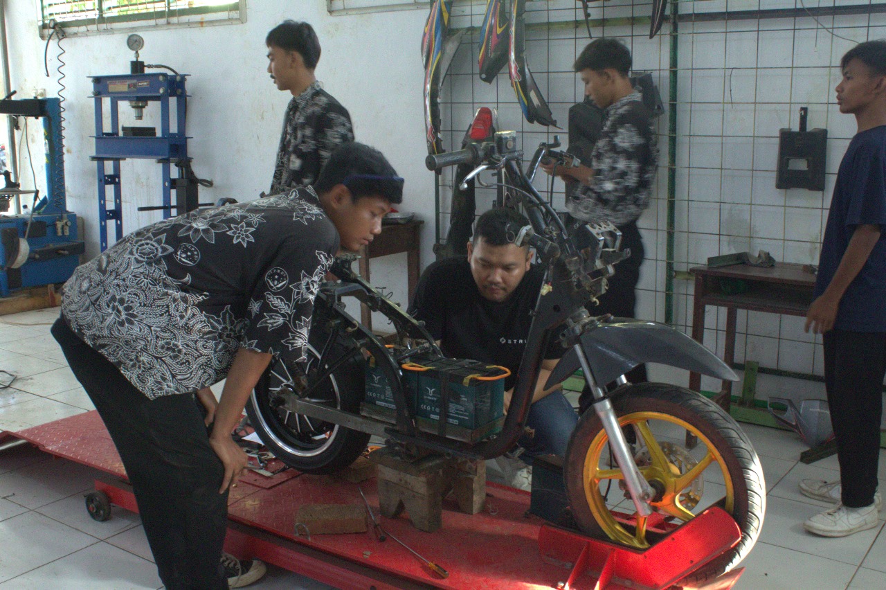 Motor Listrik 